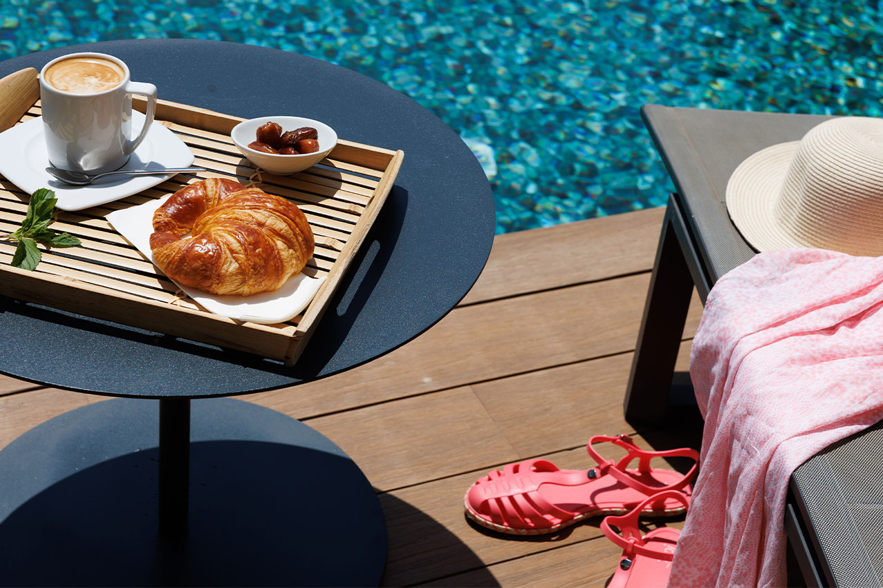 Desayuno servido en habitación del Protur Biomar Sensatori Resort