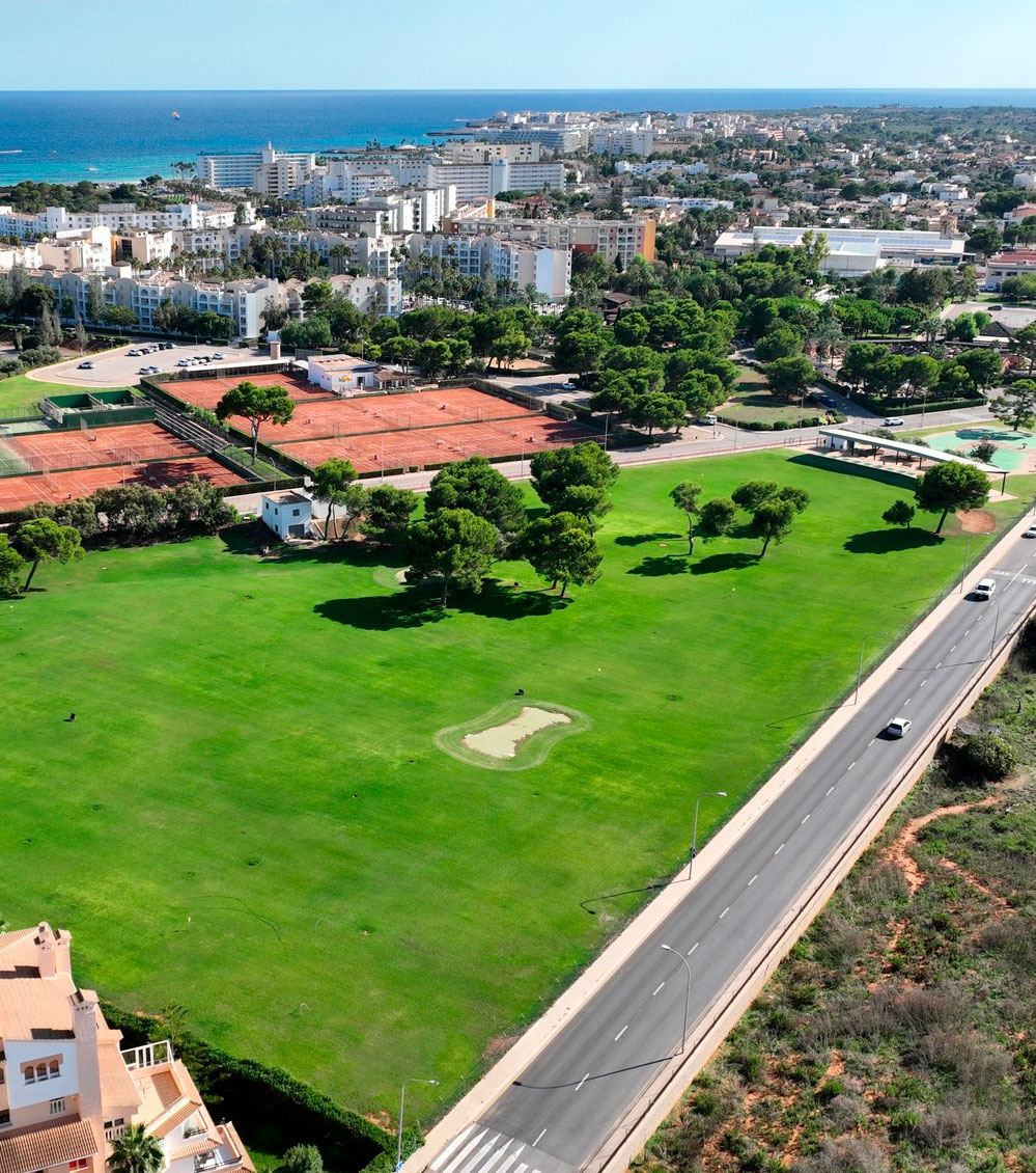 Driving range para práctica de golf en Sa Coma, Mallorca